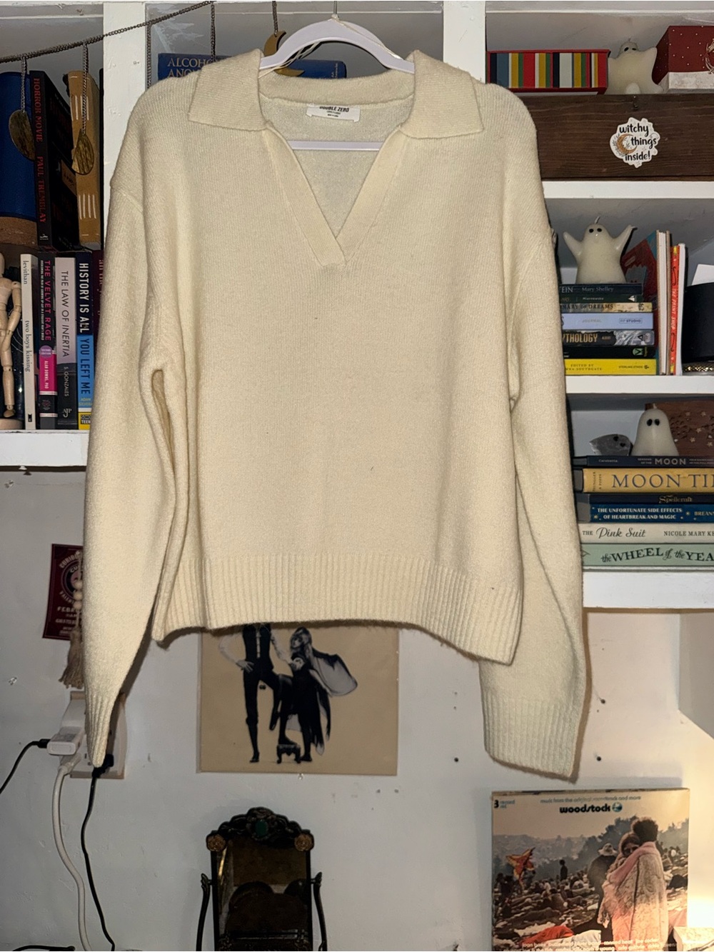 Double Zero Cream V-Neck Polo Collar Sweater